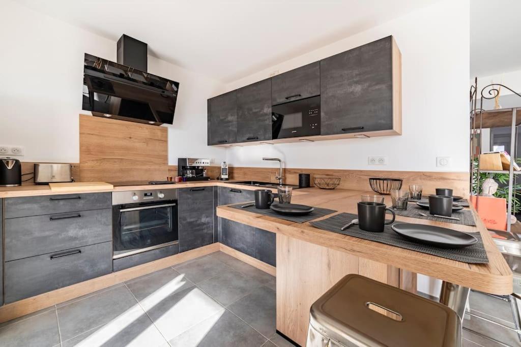 La Ciotat Beau T3, Mer, Centre, Climatisation, Parking Prive Gratuit מראה חיצוני תמונה